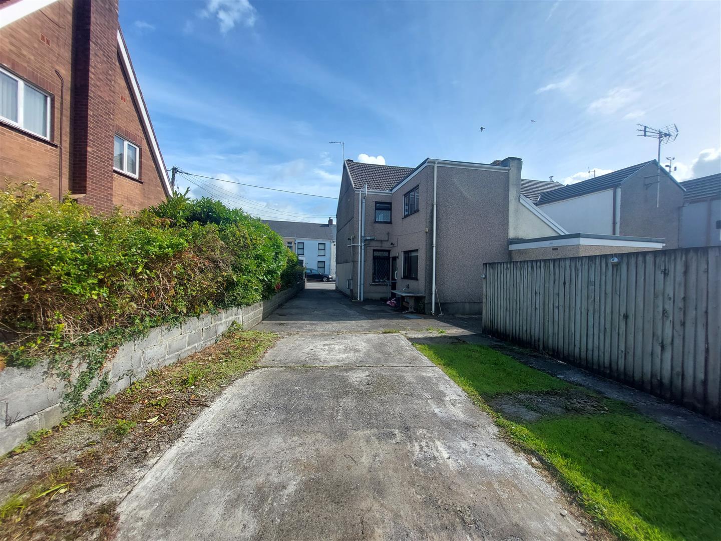 West Street, Gorseinon, Swansea, SA4 4AQ